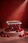 stemless_strawberries_premium